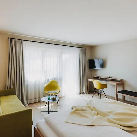 Alpenrose Hotel 4*