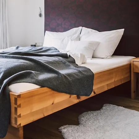 Alpenrose Hotel 4*